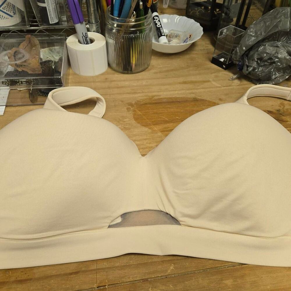 Cream bra without wire cacique